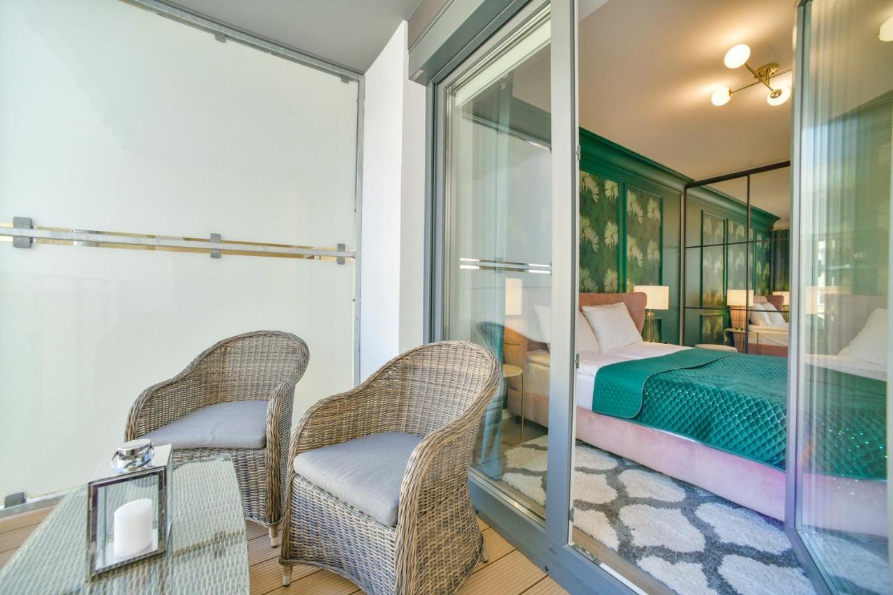 Apartamenty Navigator- Nadmorskie Tarasy Port Kołobrzeg Kültér fotó